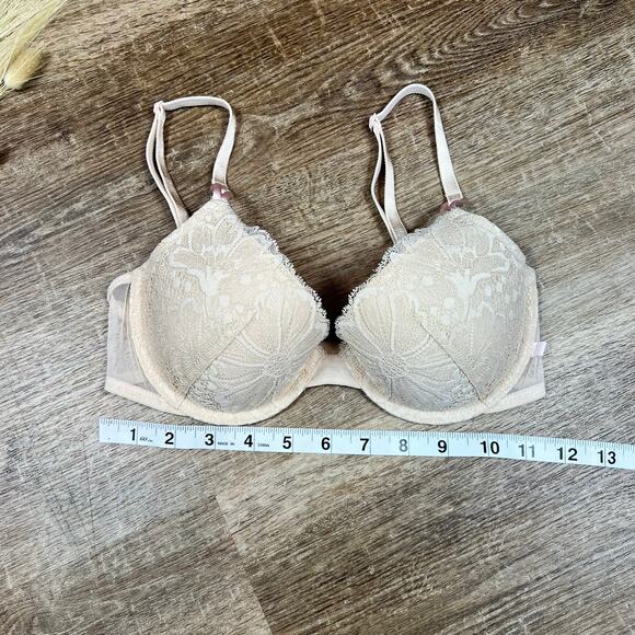 Tan Victorias secret lined demi bra - Picture 4 of 6